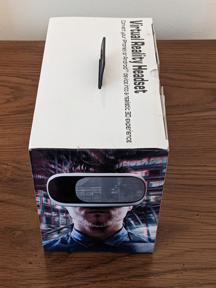 Virtual Reality Headset For iPhone Or Android NEW