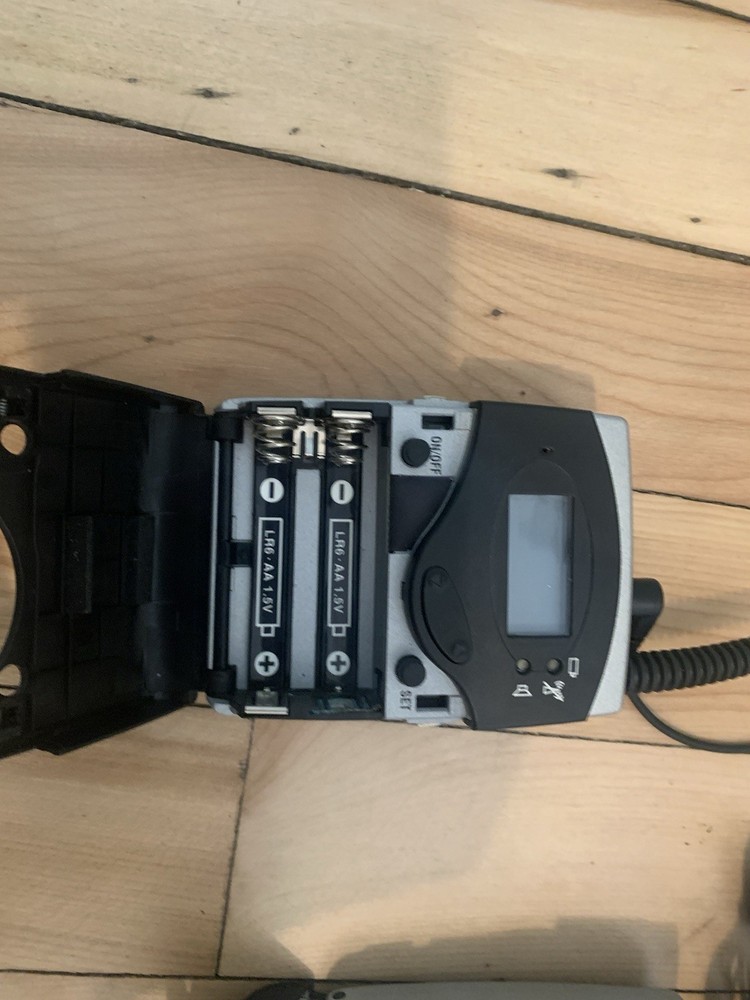 portable microphone lot - sennheiser and samson