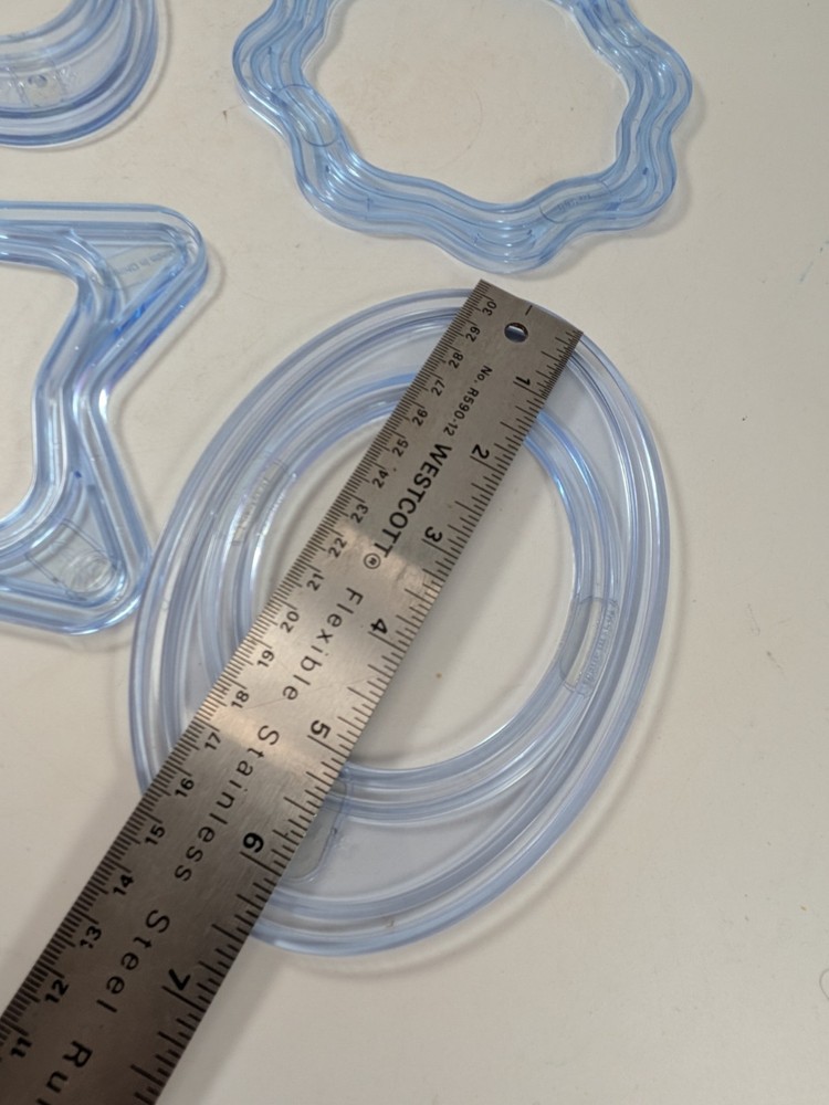 Creative Memories Cutting System, Templates, Blades, Mats with Storage Case.