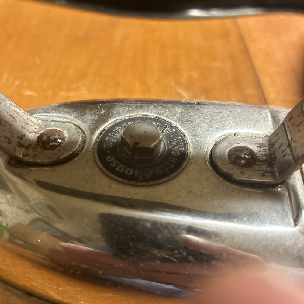 VINTAGE Westinghouse Automatic Iron with base!