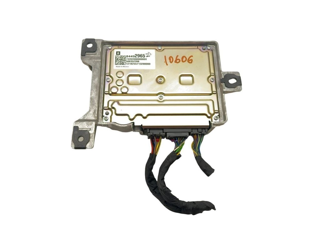 2019-2022 Cadillac XT4 Amplifier