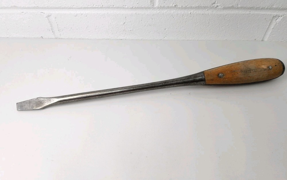 Vintage 16" Perfect Handle Screwdriver