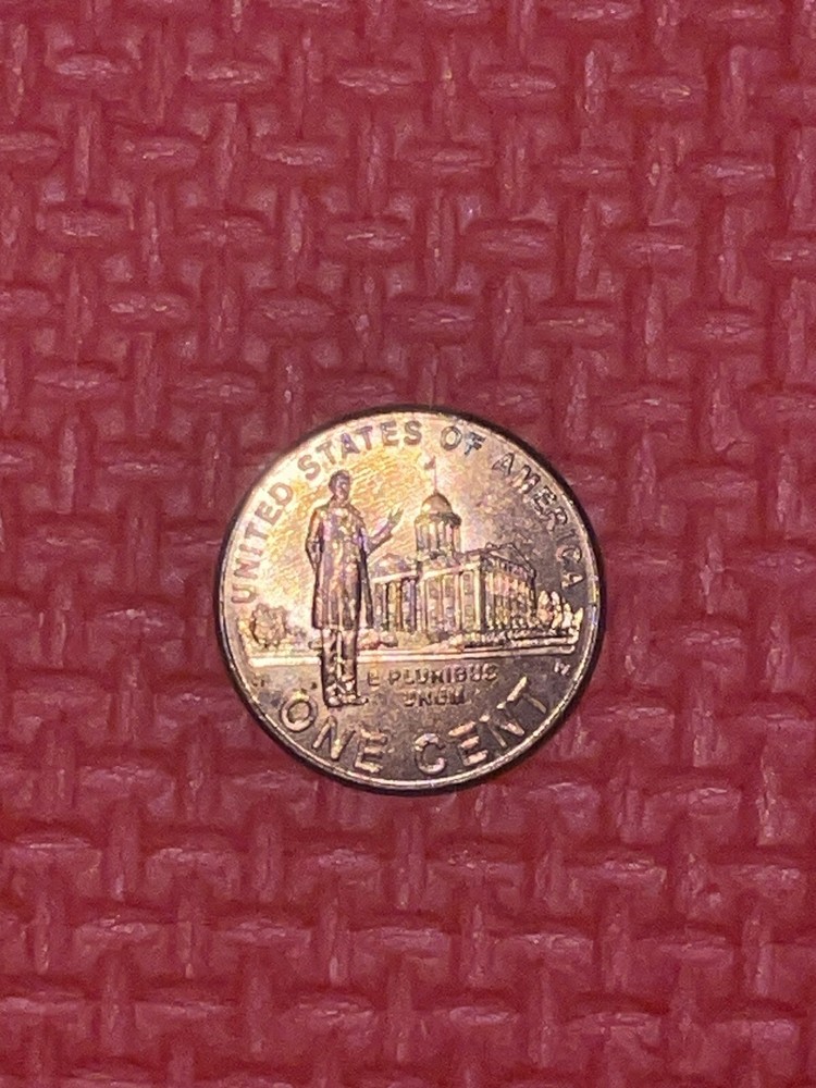 2009 Lincoln Memorial Cent w/ NO MINT MARK, Great Condition