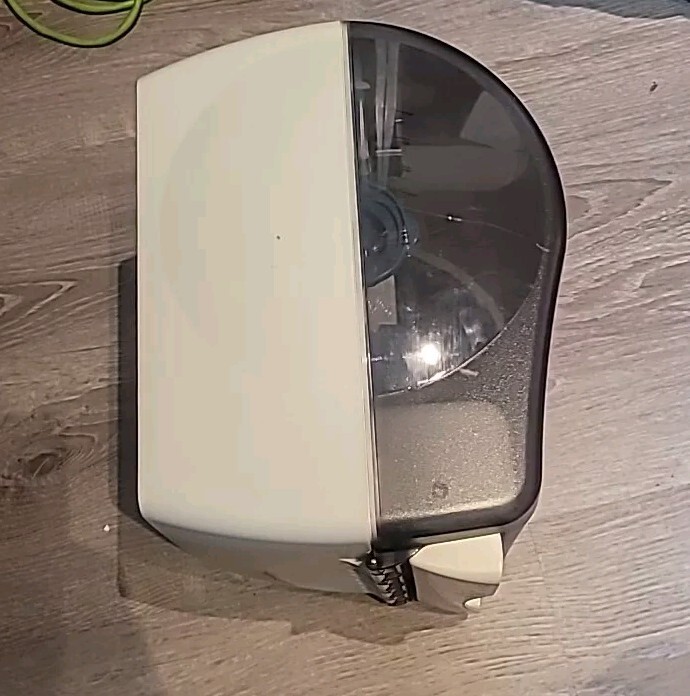 10" AUTOMATED TOUCHLESS PAPER TOWEL DISPENSER