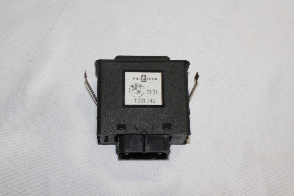 Switch heated rear window for BMW 5 series E-34