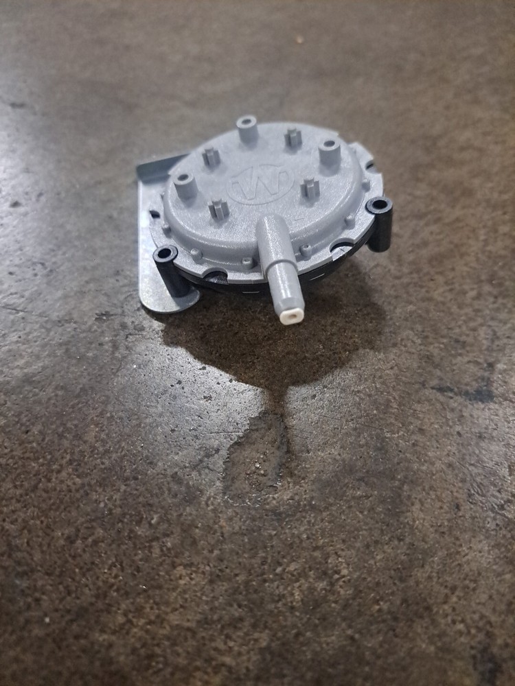 -0.60 Pressure Switch 42-105583-10 Max make -0.75