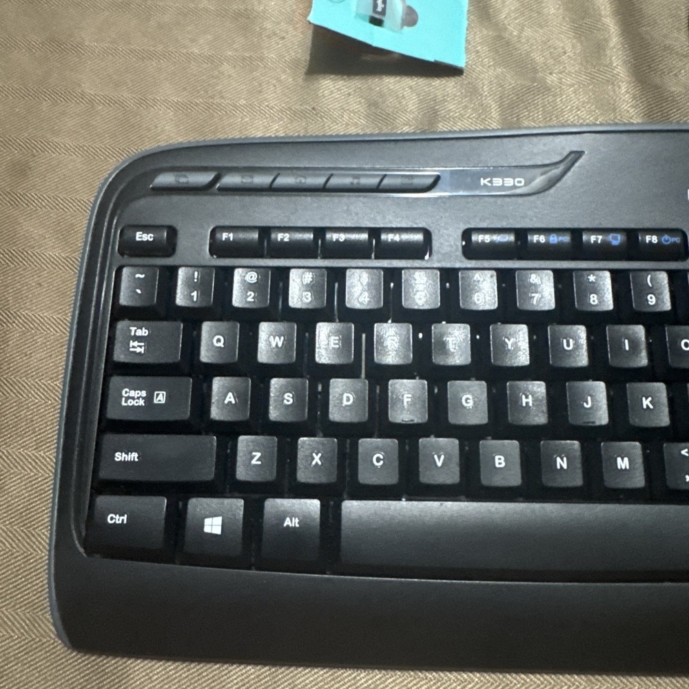 Logitech K330 Wireless Keyboard (Unifying Receiver and Mouse included)