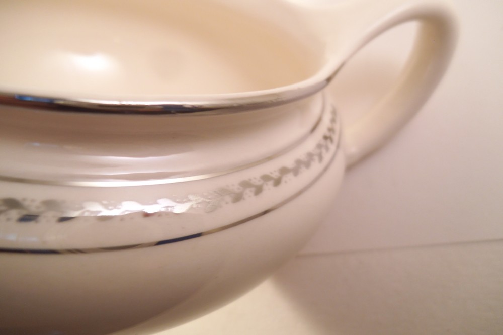 Homer Laughlin Eggshell Nautilus Silver Laurel Creamer
