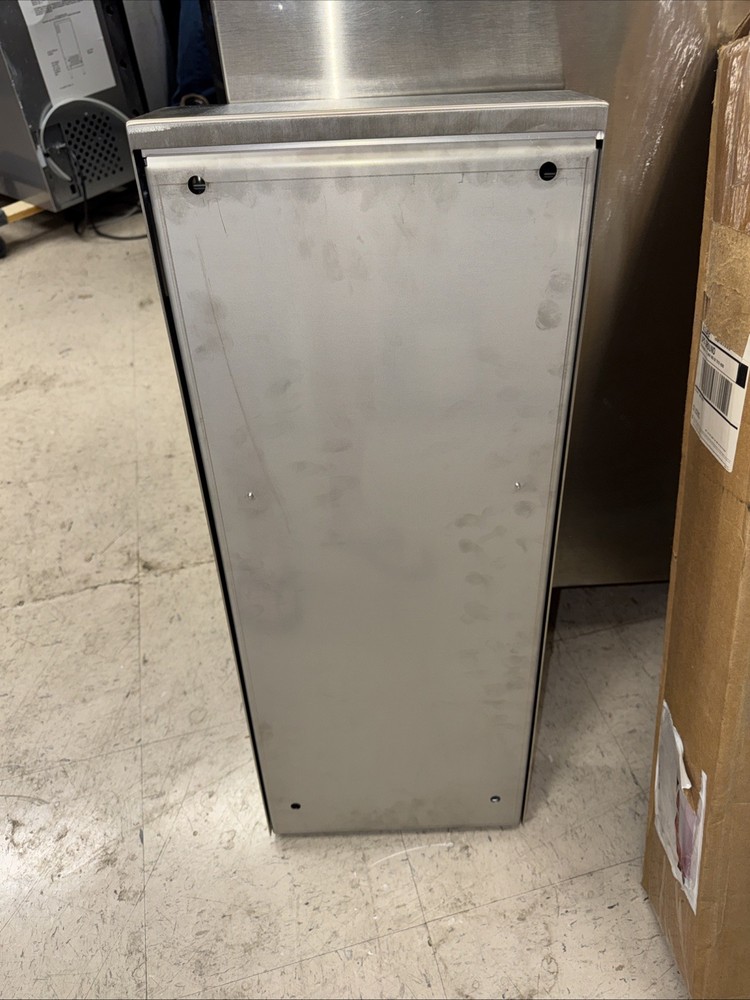 Code Blue CB-2E Emergency Phone And Light