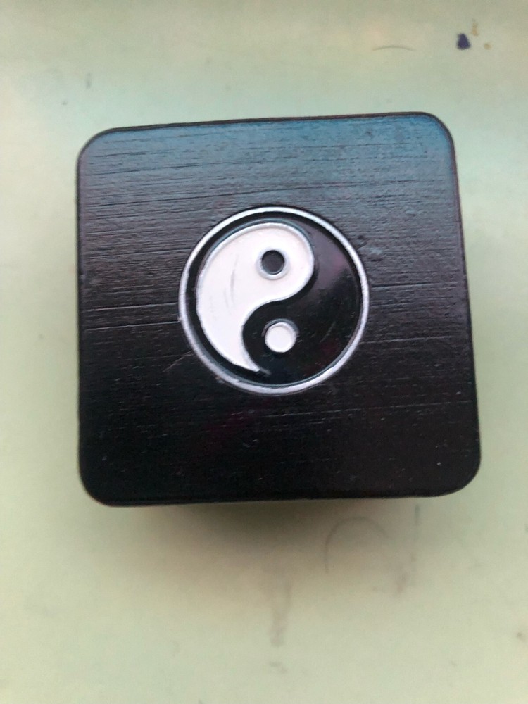 Karate Peace Symbol Wooden Grinder
