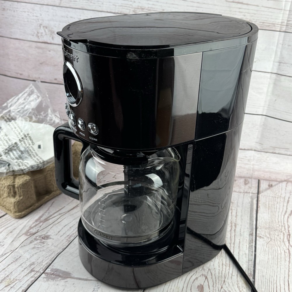 Cuisinart 12 Cup Programmable Coffee Maker Black Stainless w Glass Carafe