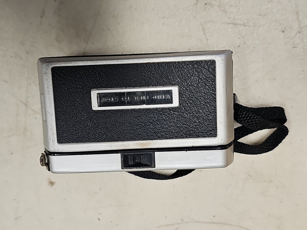 VTG Instamatic 104Outfit-Original Box-Flash Cube-UNTESTED-