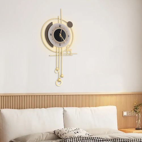 Modern Quiet Wall Clock LED Lighting Wall Clock Large Gold Decorative Wall Clock