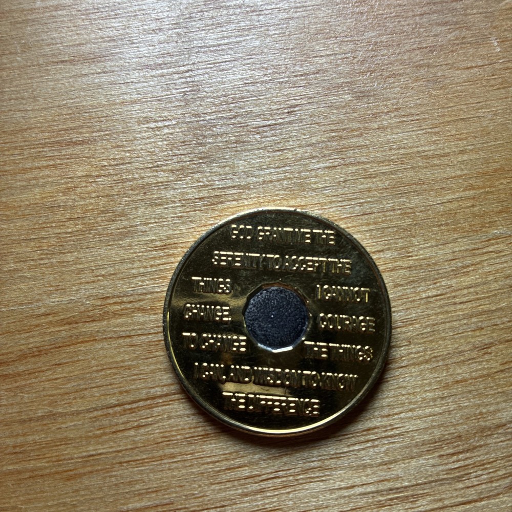 AA 1 Year Sobriety Coin – Pre-2000 | Older Alcoholics Anonymous Medallion