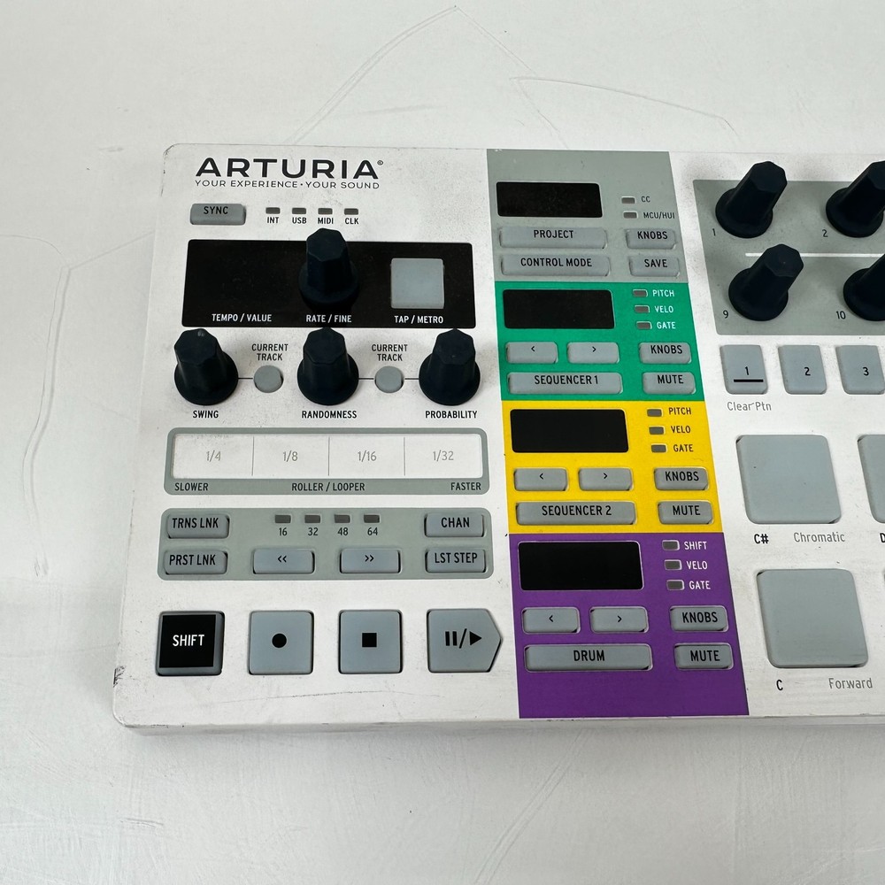 Arturia BeatStep Pro Controller & Sequencer White; AS-IS