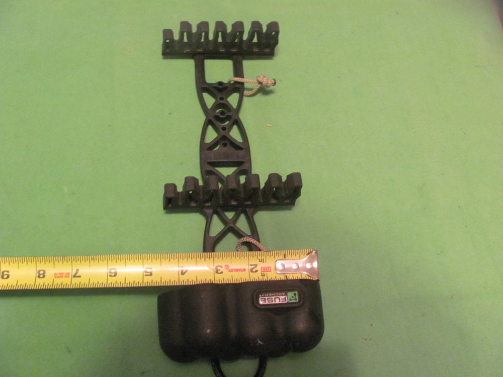 Fuse Archery 6 Arrows Quiver