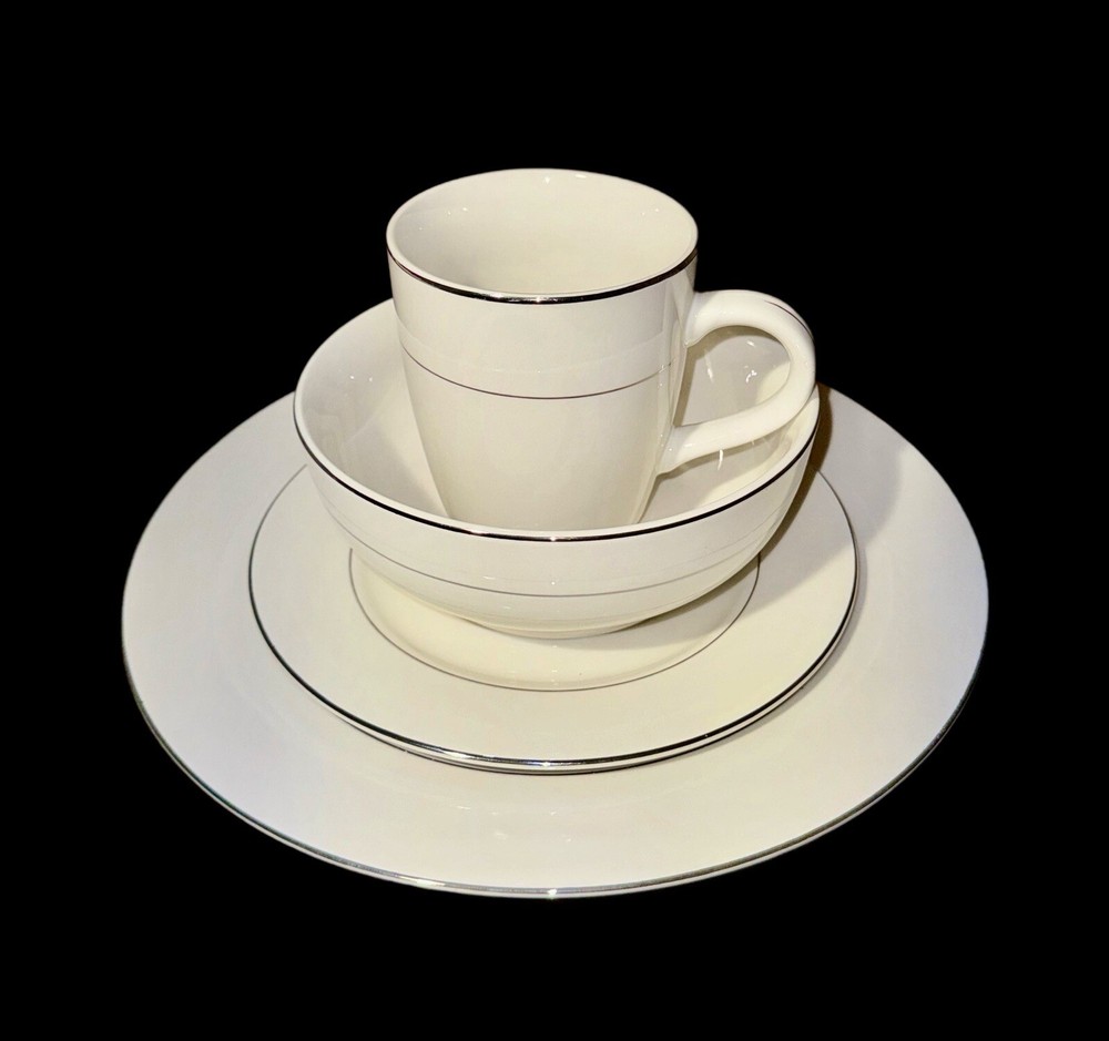 Home/Studio Platinum Dinnerware For 8