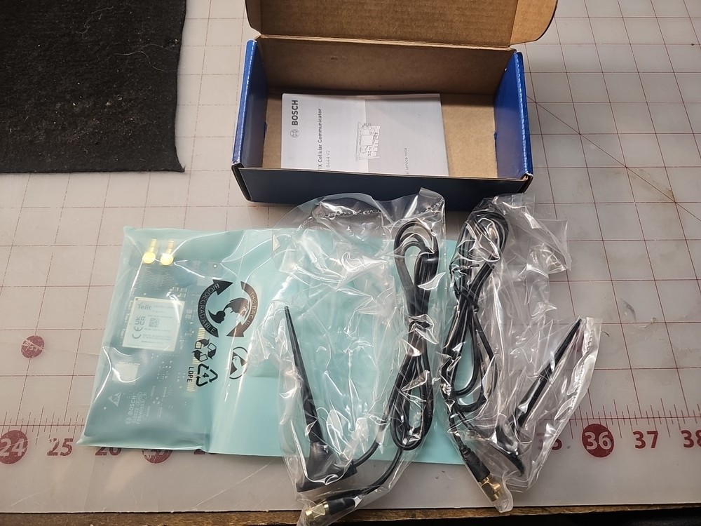 Bosch B450 Conettix Plug-In Cellular Communicator Interface. Open Box, New