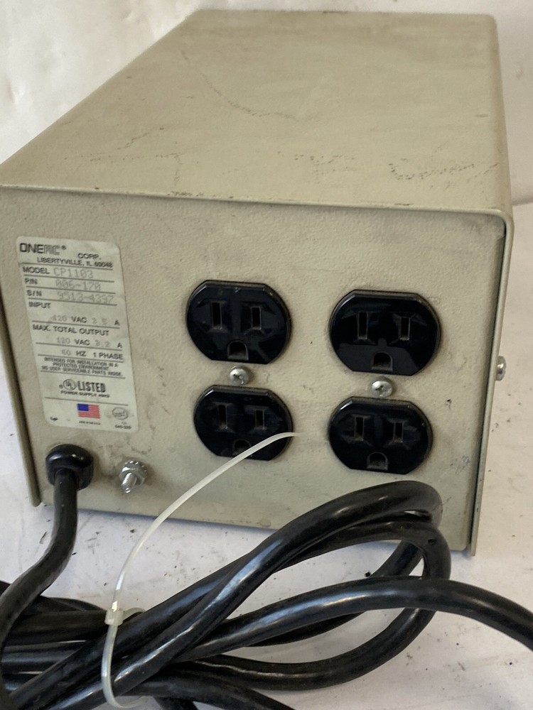 Oneac Power Conditioner CP1103 120 Vac Powers On And Tested
