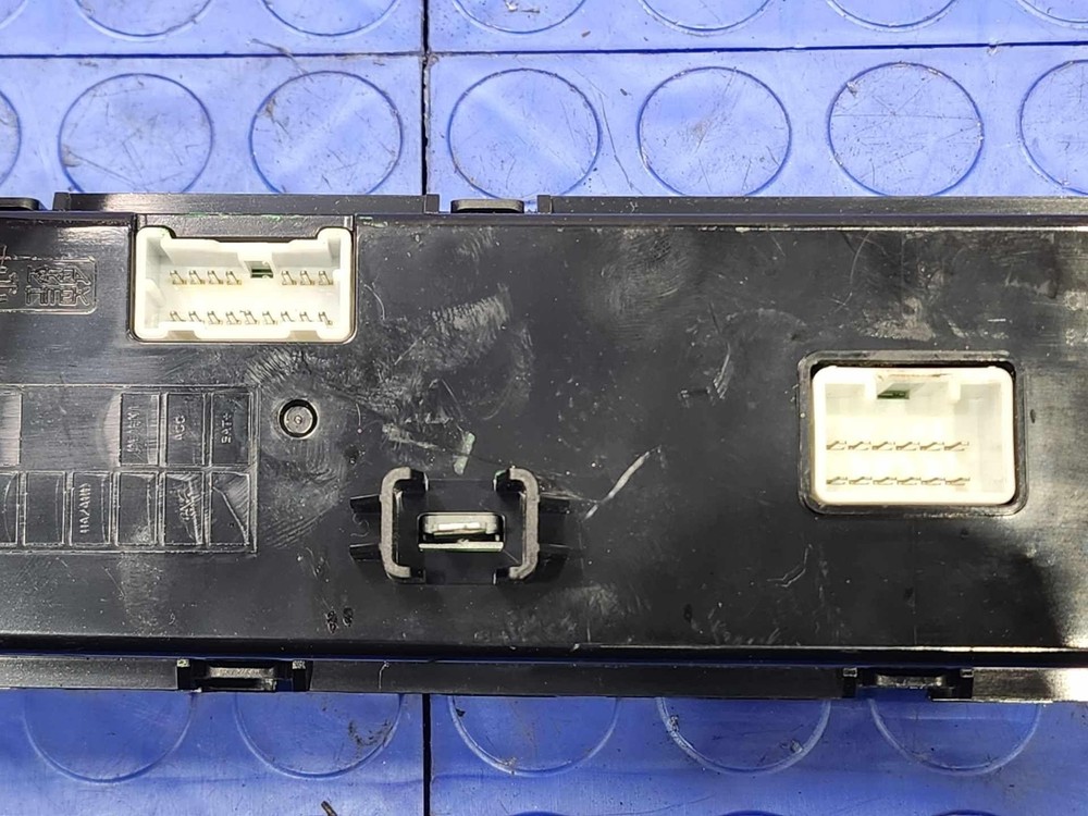 2016-2017 Hyundai Sonata Hybrid Clock Display Control Panel Assembly OEM