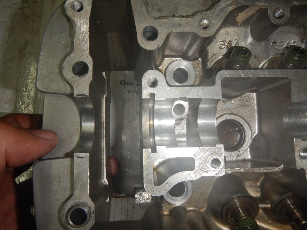 1987 SUZUKI VS700 OEM REAR CYLINDER HEAD S4