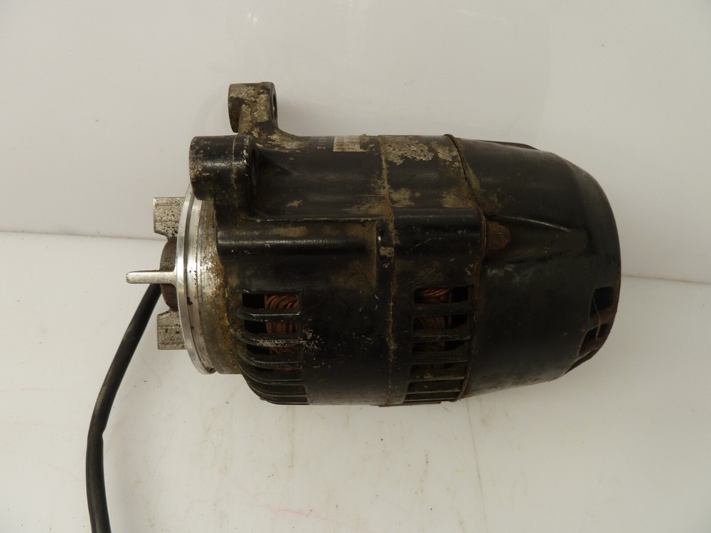 Kawasaki ZX10 B alternator.