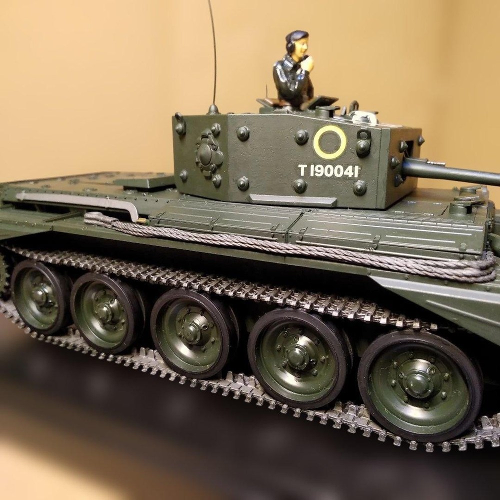Assembled British Army/Cruiser Tank Cromwell Plastic Model Japan