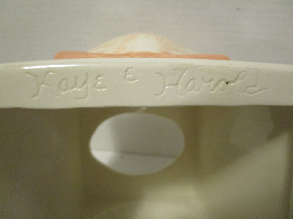 Ceramic Embossed Seashell Pearlized Tissue Box Cover Cottage Beach Nautical
