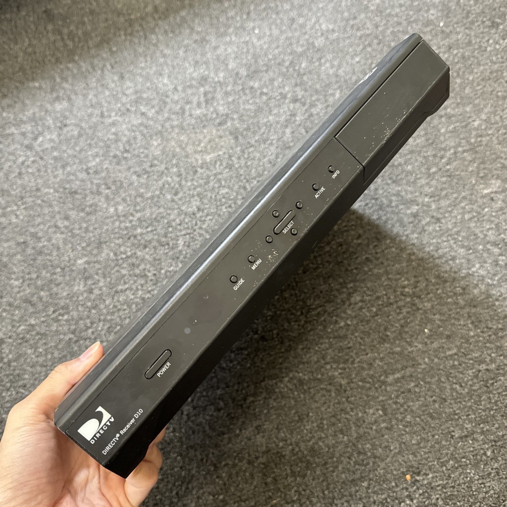 DirecTV D10 Digital Satellite Receiver Box SD DVR Ready No Remote- Works