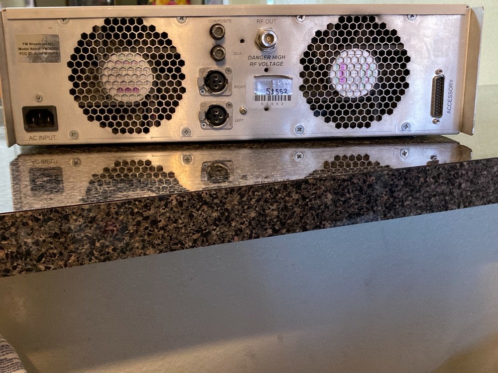 FM Transmitter w/Exciter Up To 325W with Built-In Stereo Encoder