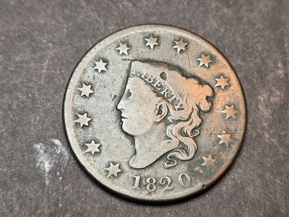 1820 matron head large cent/small date vg+