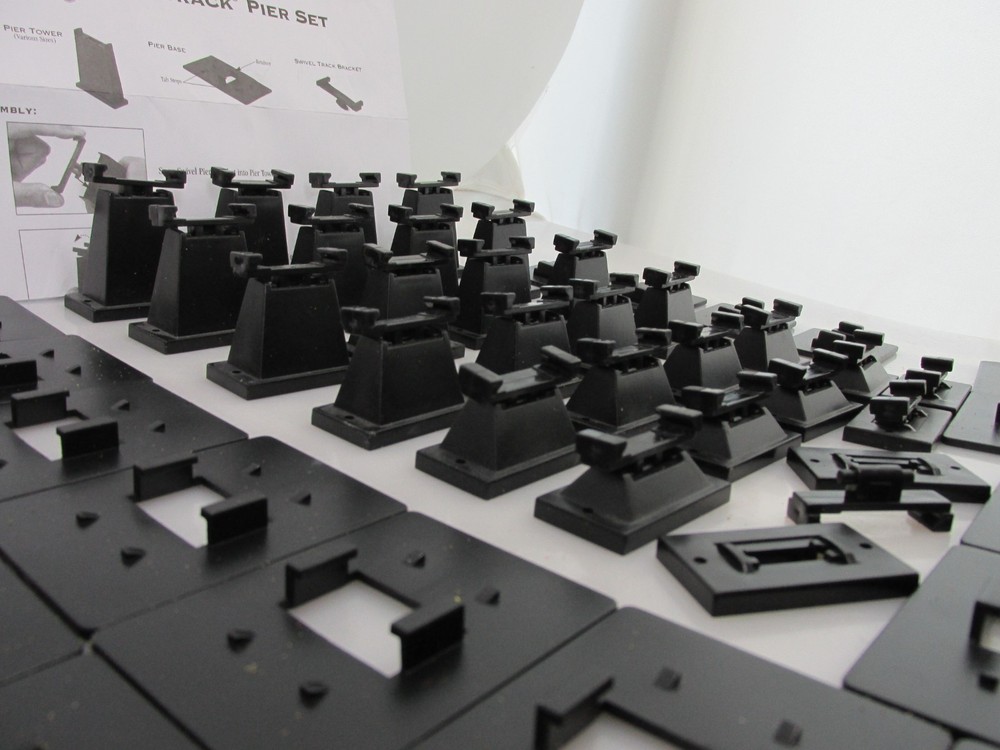 Bachmann N Scale Pier Set Trestle Risers Black 60 Pieces Track Elevation