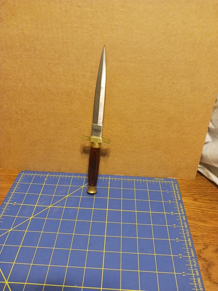 Replica Medieval Dagger- Pre owned