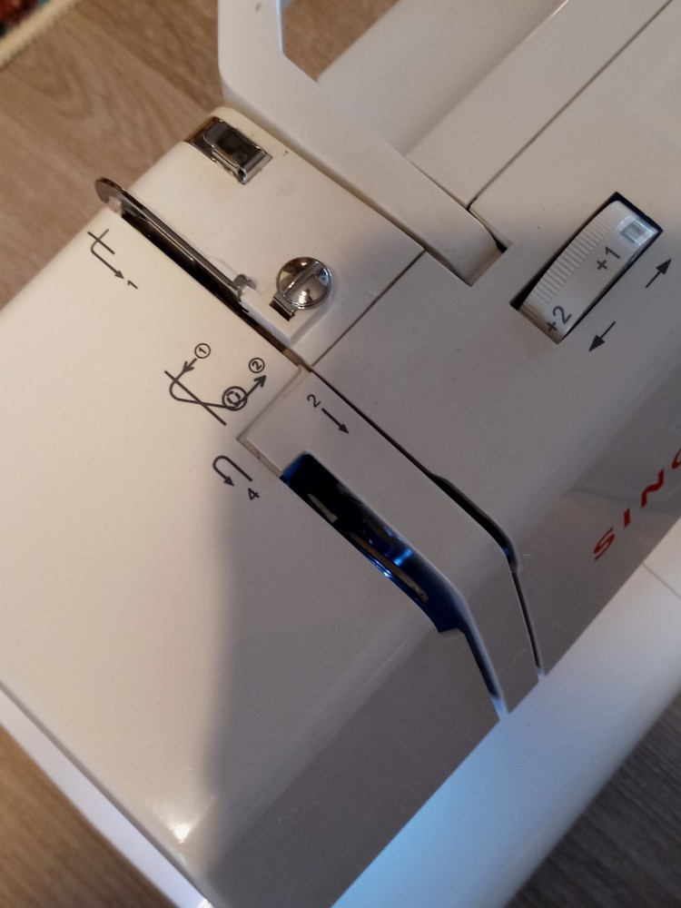 Singer Confidence Sewing Machine 7463 🪡🧵