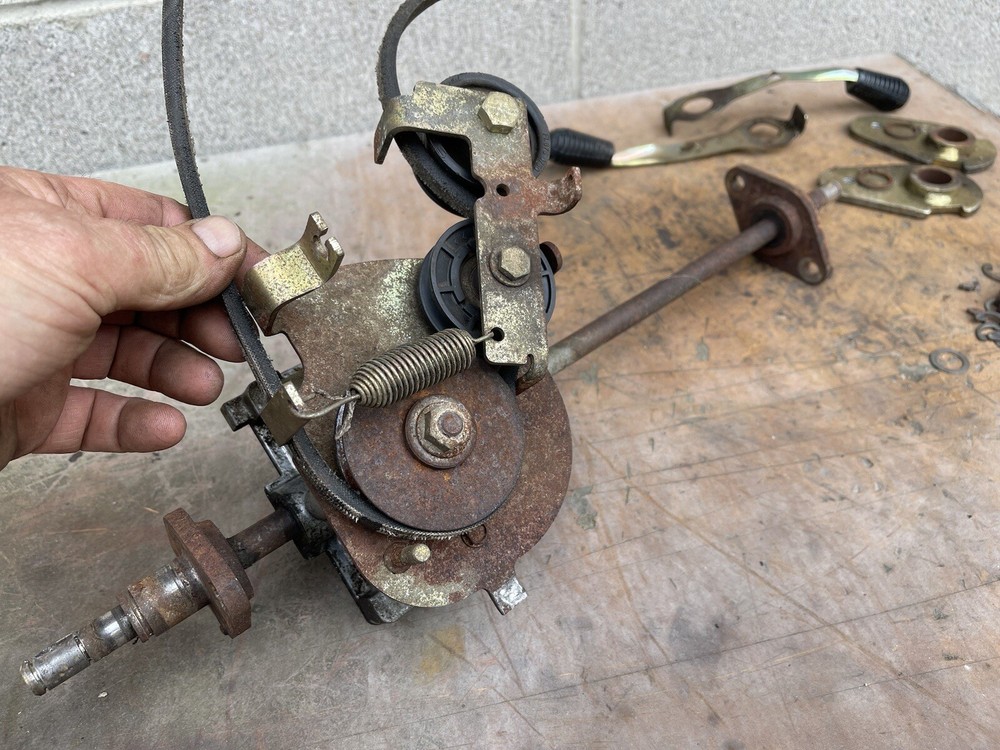 ARIENS MOWER TRANSMISSION 51110500
