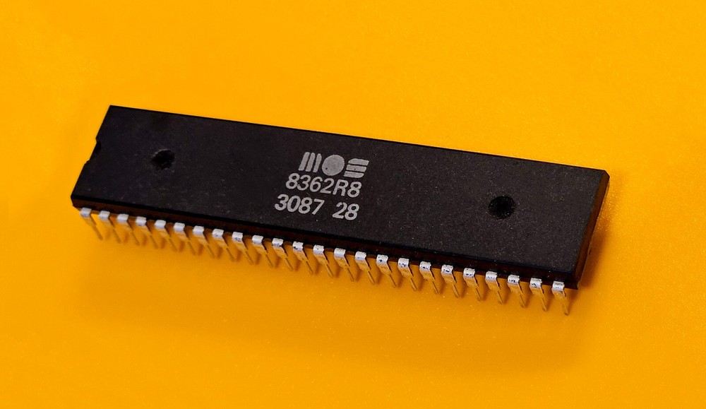 AMIGA A500; A2000 8362R8 DENISE + SOCKET