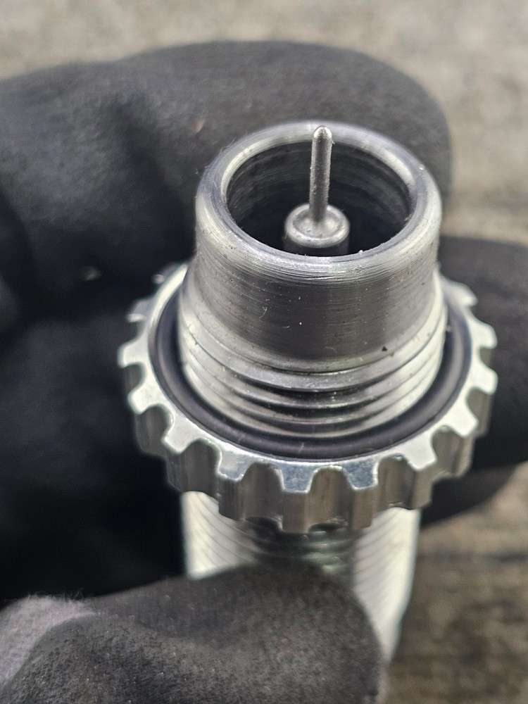LEE LEE-DECAP-D5: Universal Heavy Duty Decapping Die Replacement