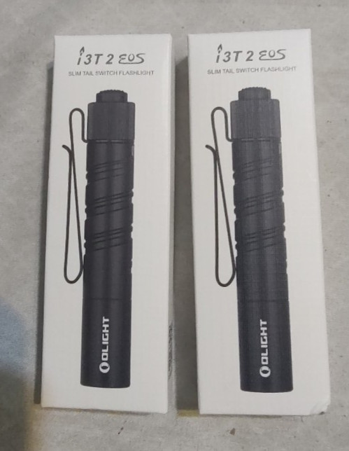 2 Olight I3T EOS Slim Tail Switch Flashlight New sealed