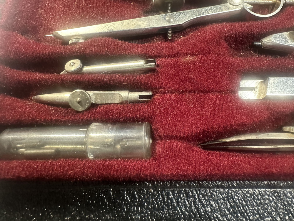 VINTAGE Morilla CO. GERMANY 11 PIECE DRAFTING SET IN CASE