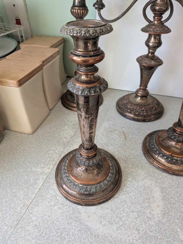 COLLECTION ANTIQUE SILVER PLATED ON COPPER CANDLESTICKS / CANDELABRA