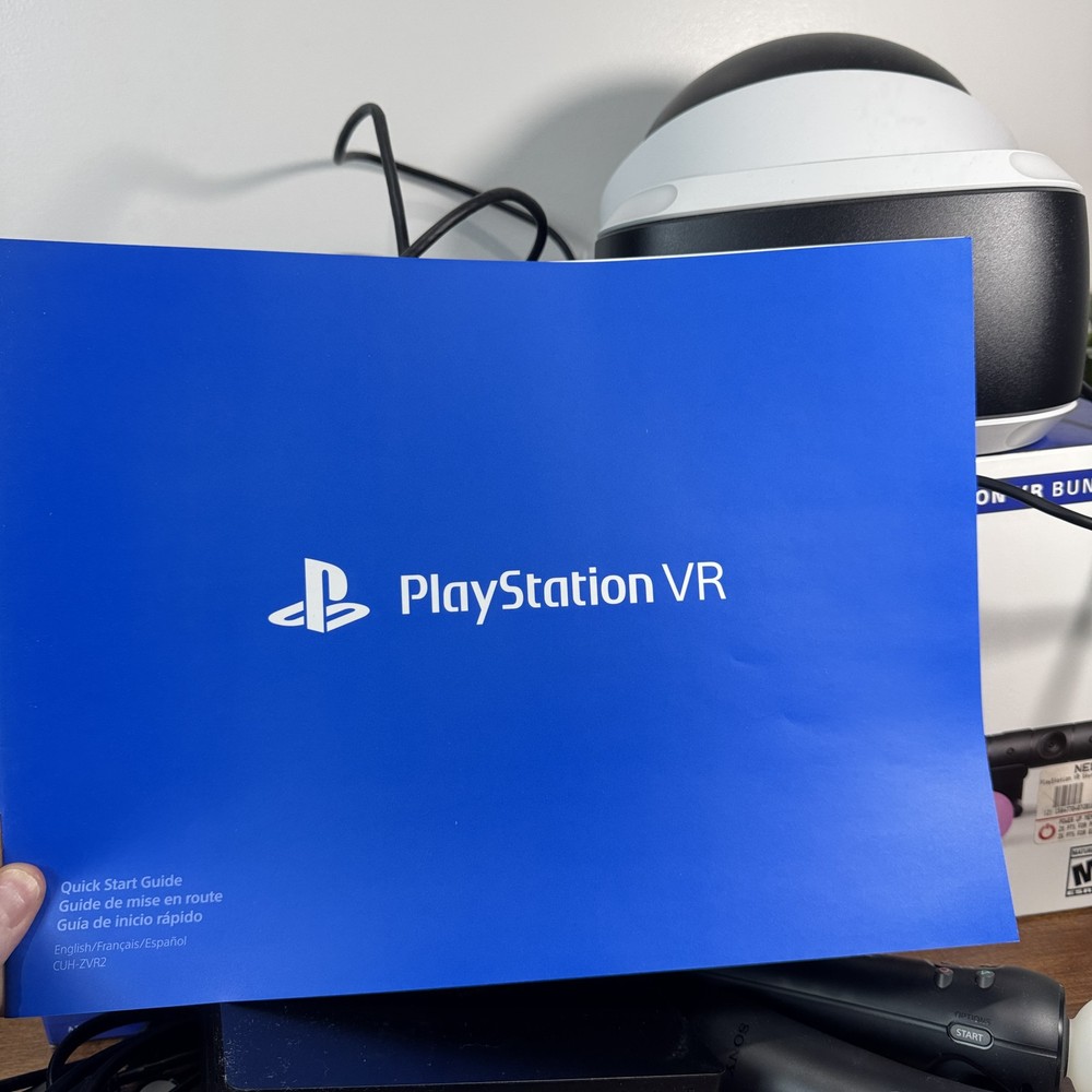 Sony PlayStation VR PSVR Bundle w/ Camera, Move Controllers, Skyrim VR + 2 Games