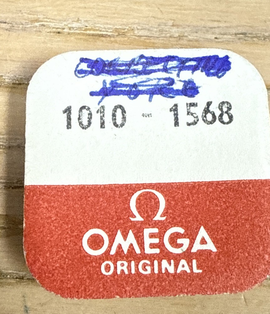 Omega 1010 1568 Date Corrector Yoke Part