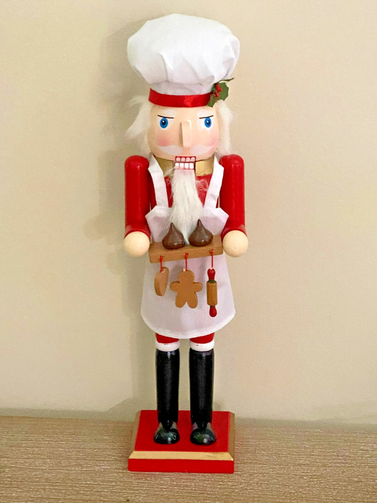 NEW 15" SANTA BAKER CHEF NUTCRACKER GINGERBREAD CHOCOLATE SHIP