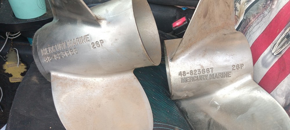 mercruiser propeller 48-823663