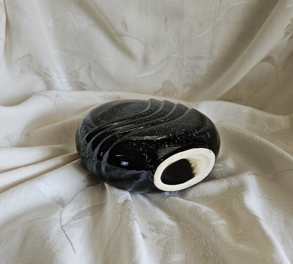 VINTAGE ARTMARK BLACK & GREY SPLATTER - SPECKLE - CIRCLE VASE
