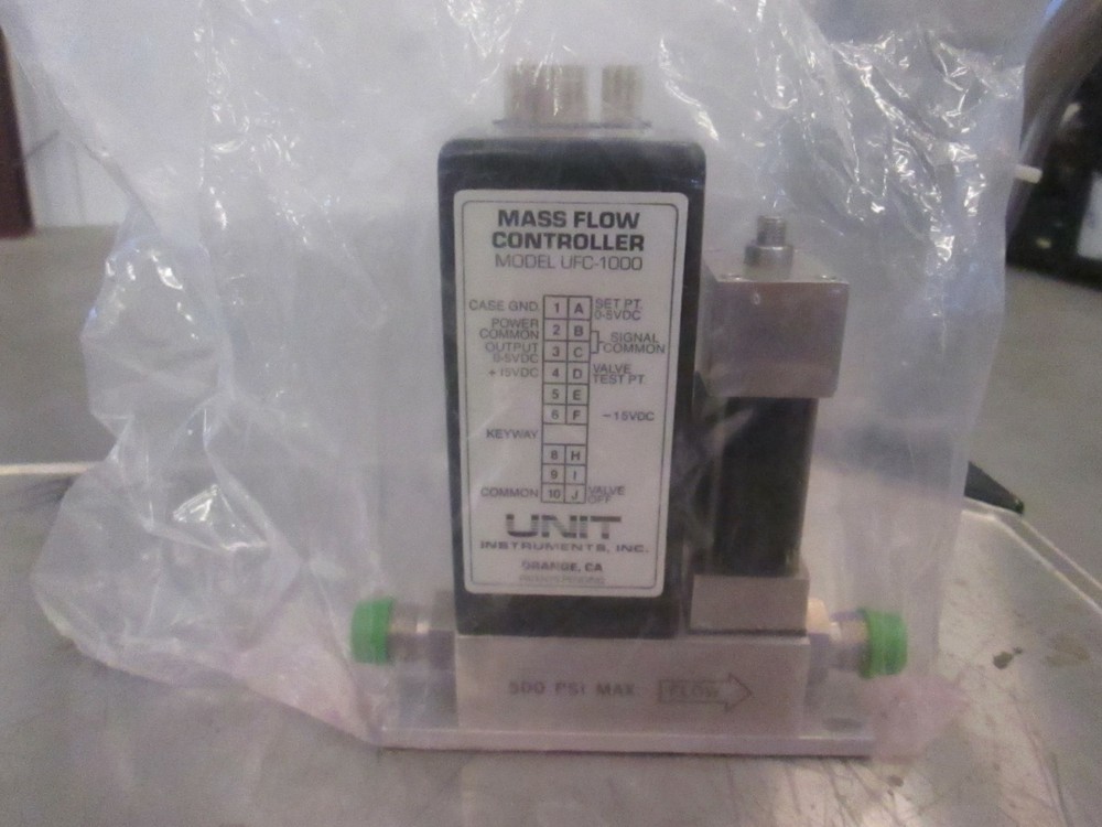 Unit UFC-1000 Mass Flow Controller MFC, 5%B2H6/N2, 50 SCCM, Refurb