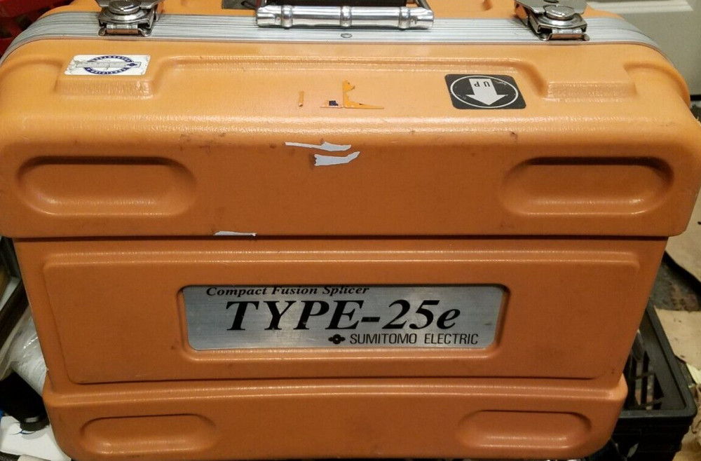 Sumitomo Type-25e Fusion Splicer w/ Hard Case