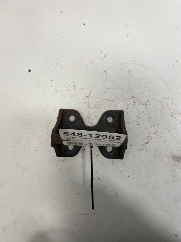 2018 Freightliner MT55 Engine Mount 0130509000 (548-12952)