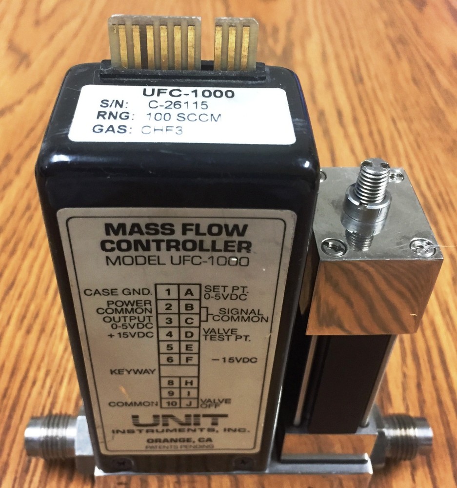 UNIT UFC-1000, 100 SCCM, CHF3, Mass Flow Controller Used