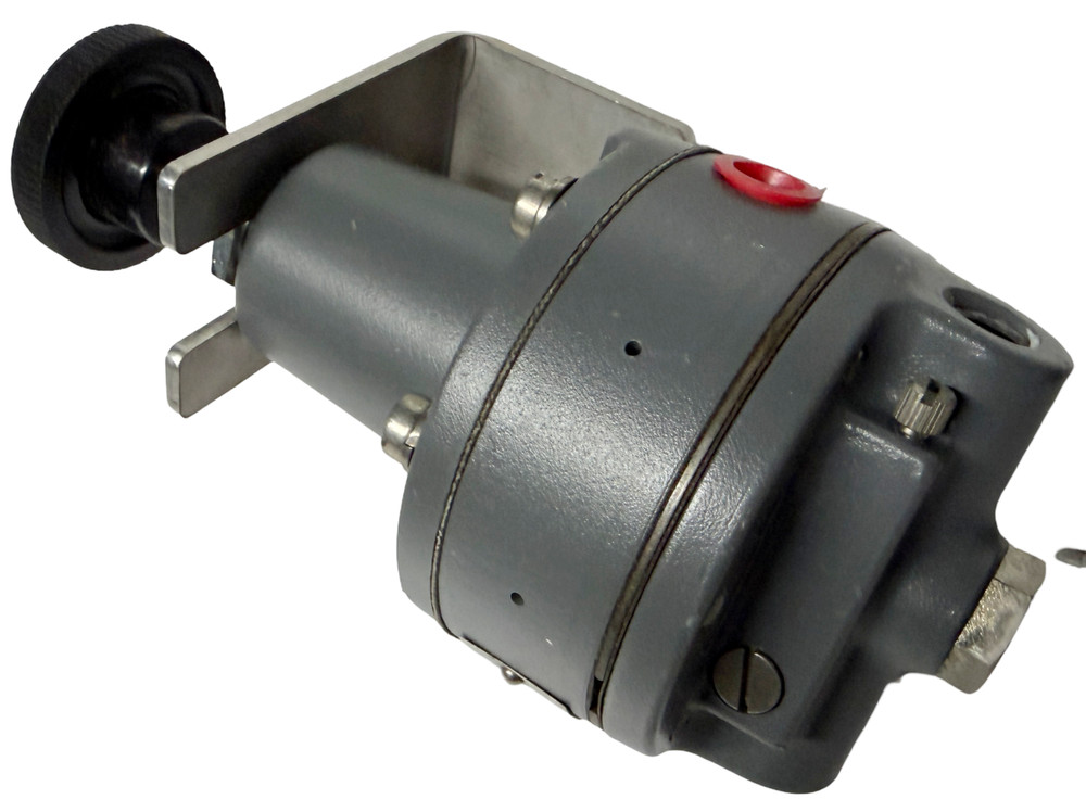 Moore Products 40-50 Nullmatic Pressure Regulator